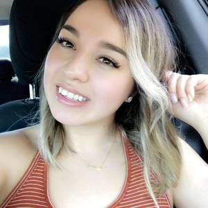 Meet your Posher, Marcela